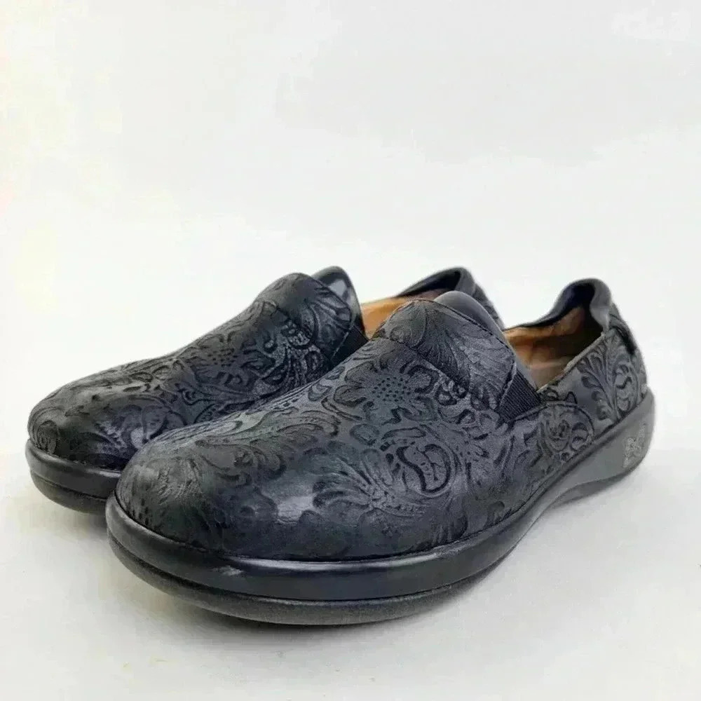 Alegria Keli PRO Black Emboss Paisley Slip On Loafer Platform Clogs - 7 - 7.5 - Picture 2 of 10